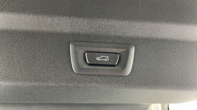 BMW X2 sDrive 20i M Sport 5dr Step Auto Petrol Hatchback - Image 41